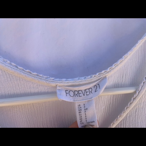 Forever 21 White tank w/embroidery size small - Picture 4 of 4